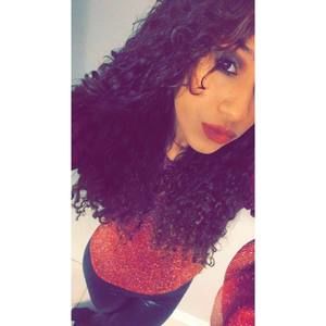 Meet your Posher, Gabriela